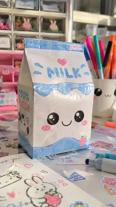 Paper squishy de caixinha de leite montado