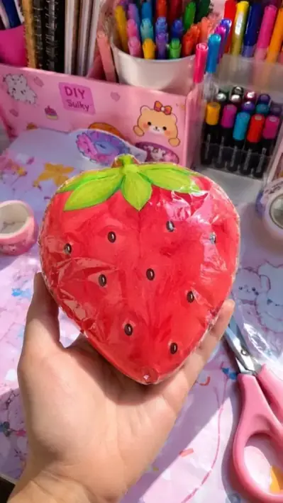 Paper squishy de morango montado